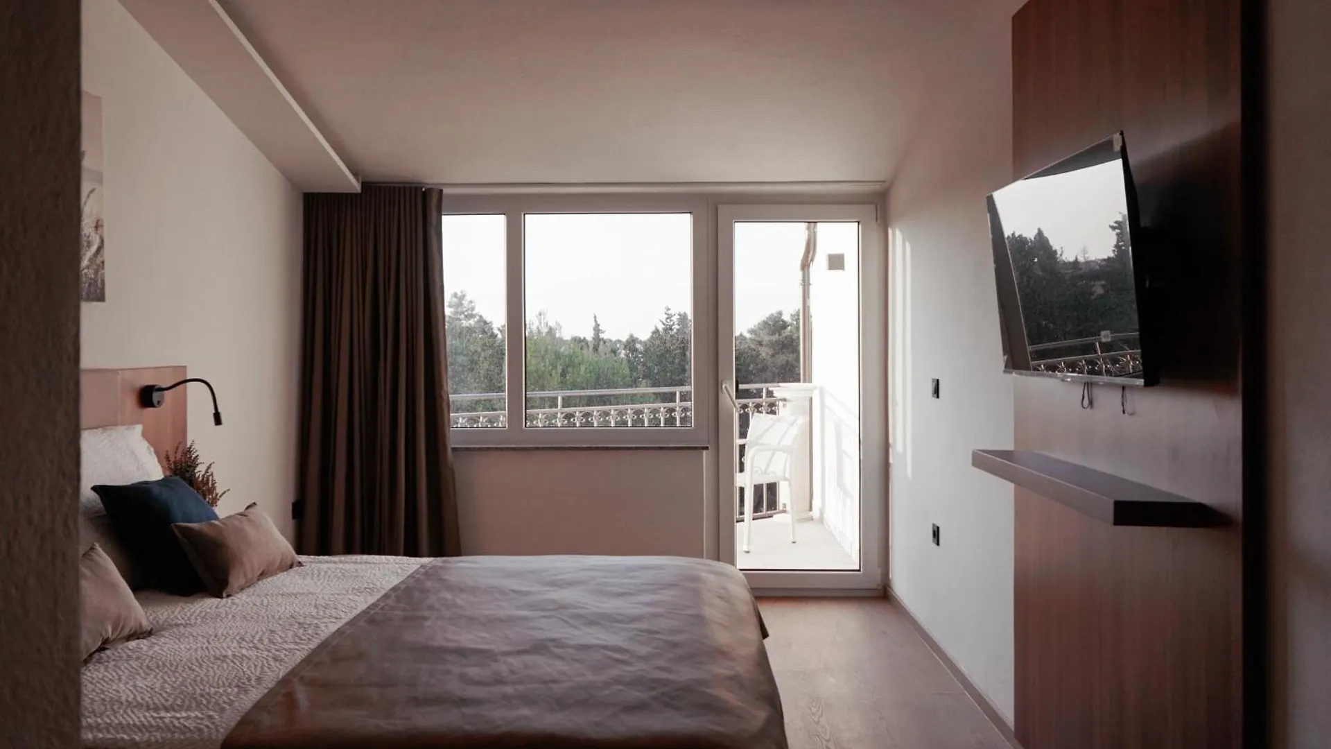 Hotel Stari Dvor Ugljan
